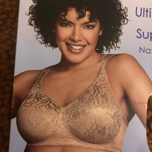 Playtex Ultimate Lift and support all day comfort bra 38C NWOT